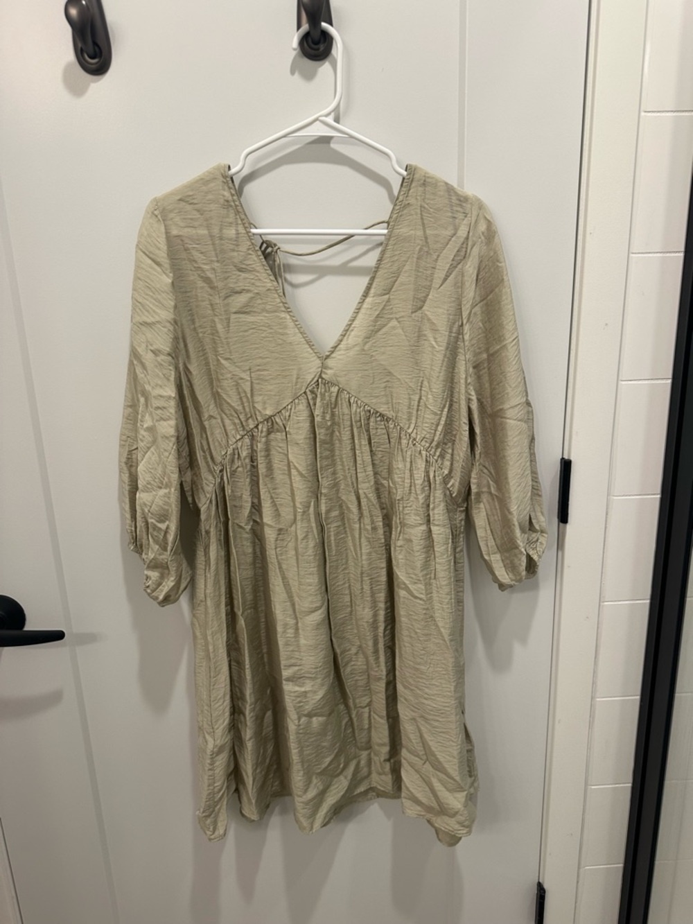 H&M Cream Long Sleeve V-Neck Babydoll Dress